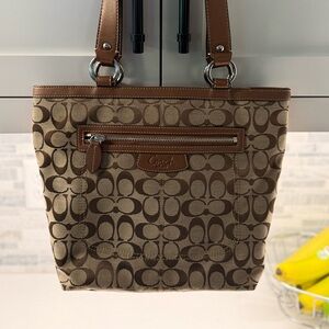 Coach Hampton Signature Shoulder Tote.